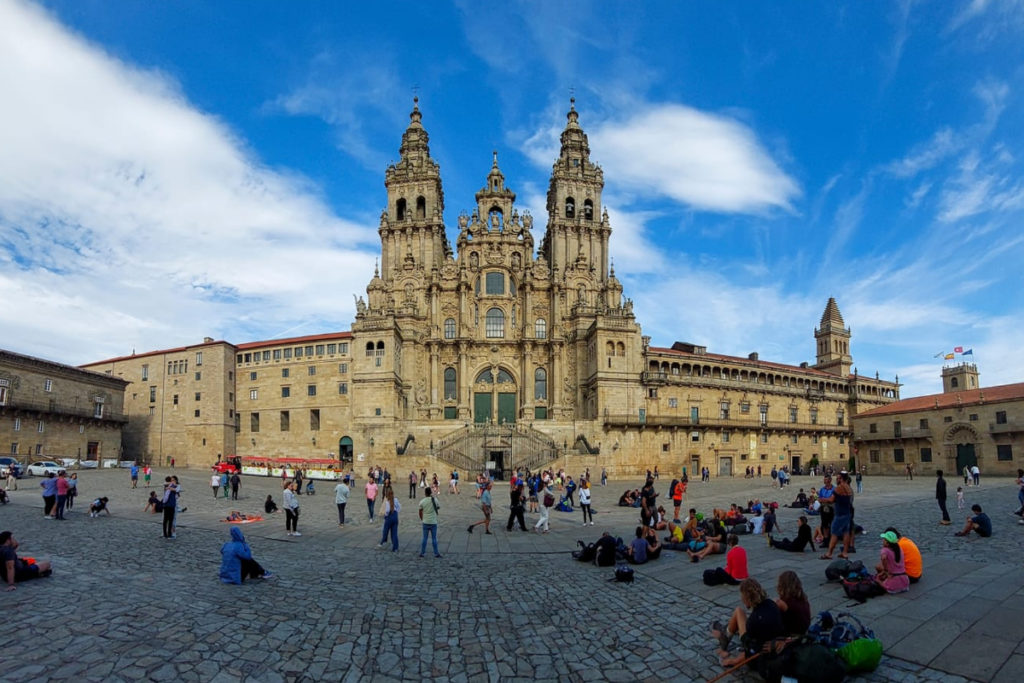 Vista de la Catedral de Santiago de Compostela desde la Plaza del Obradoiro