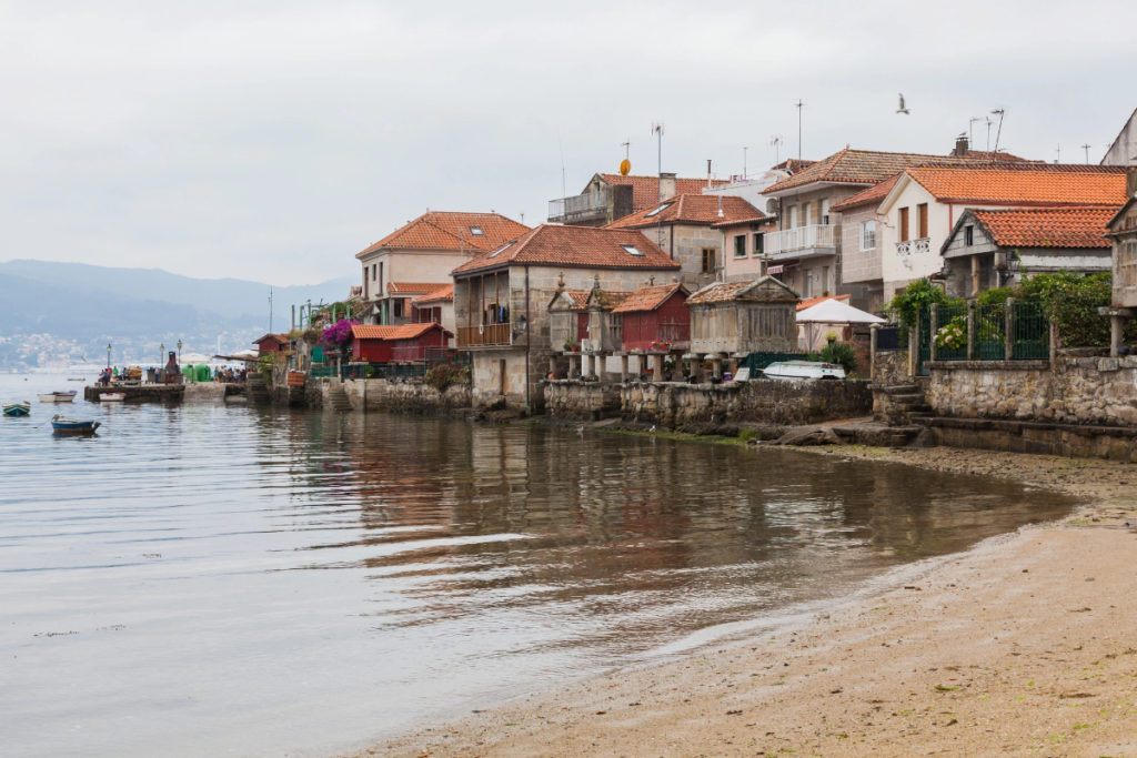 Vista del pueblo de Combarro en la provincia de Pontevedra