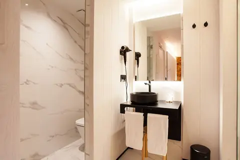 Habitación doble superior, foto 7 de 8